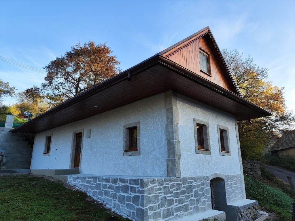 Decorative-stone-Marek-Ukrop-Cabradsky-Vrbovok-9.jpg
